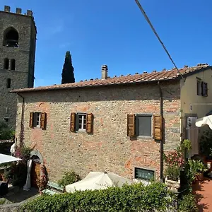 La Magione Dei Todaro Vakantiehuis