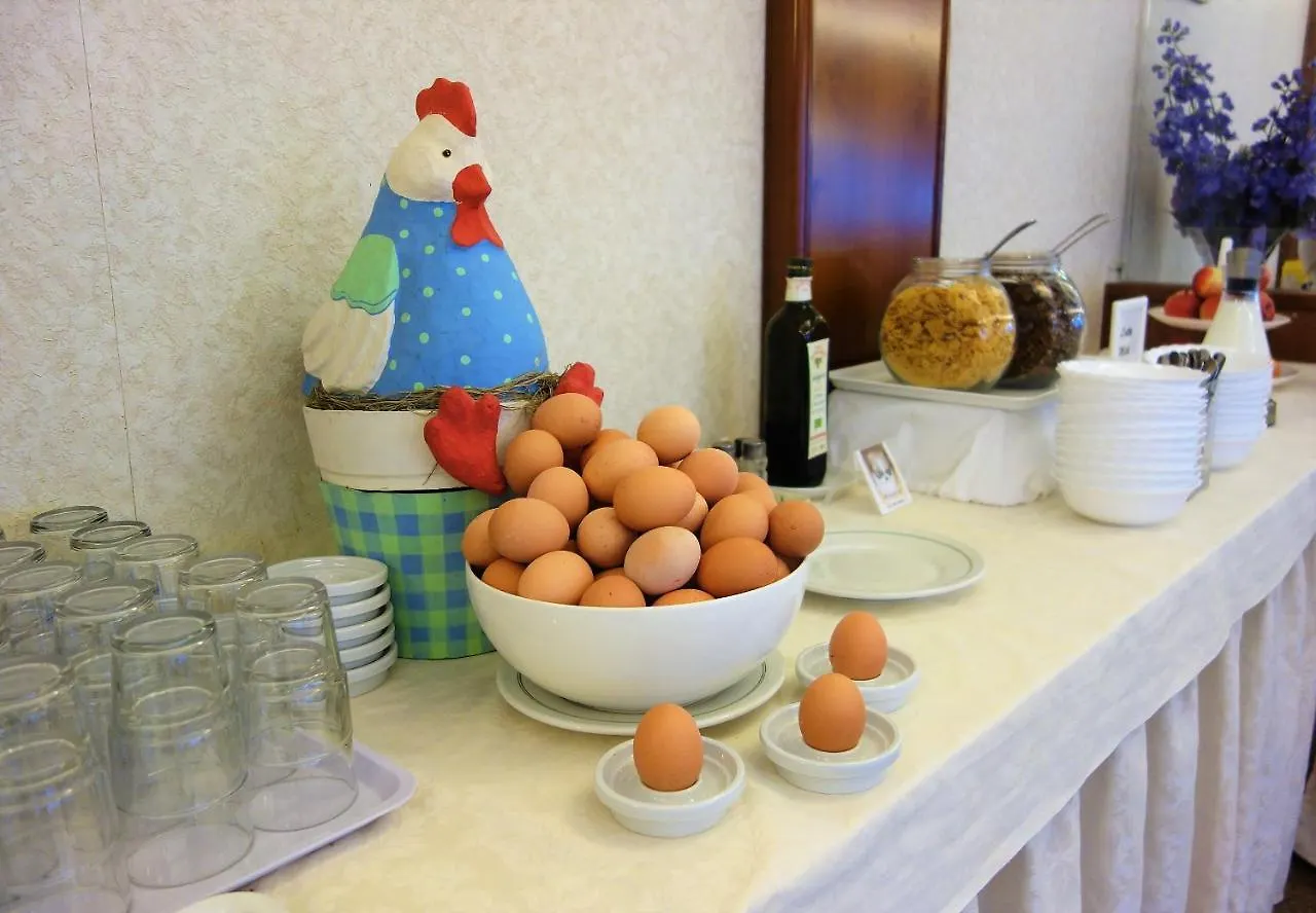 Euromotel Croce Bianca Verona 2*,  Italy