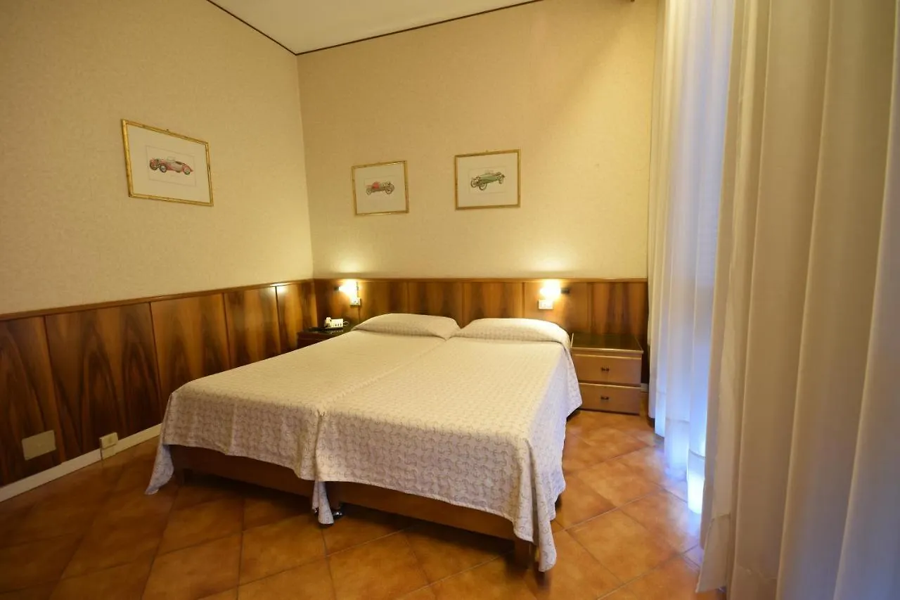 ** Hotell Euromotel Croce Bianca Verona Italien